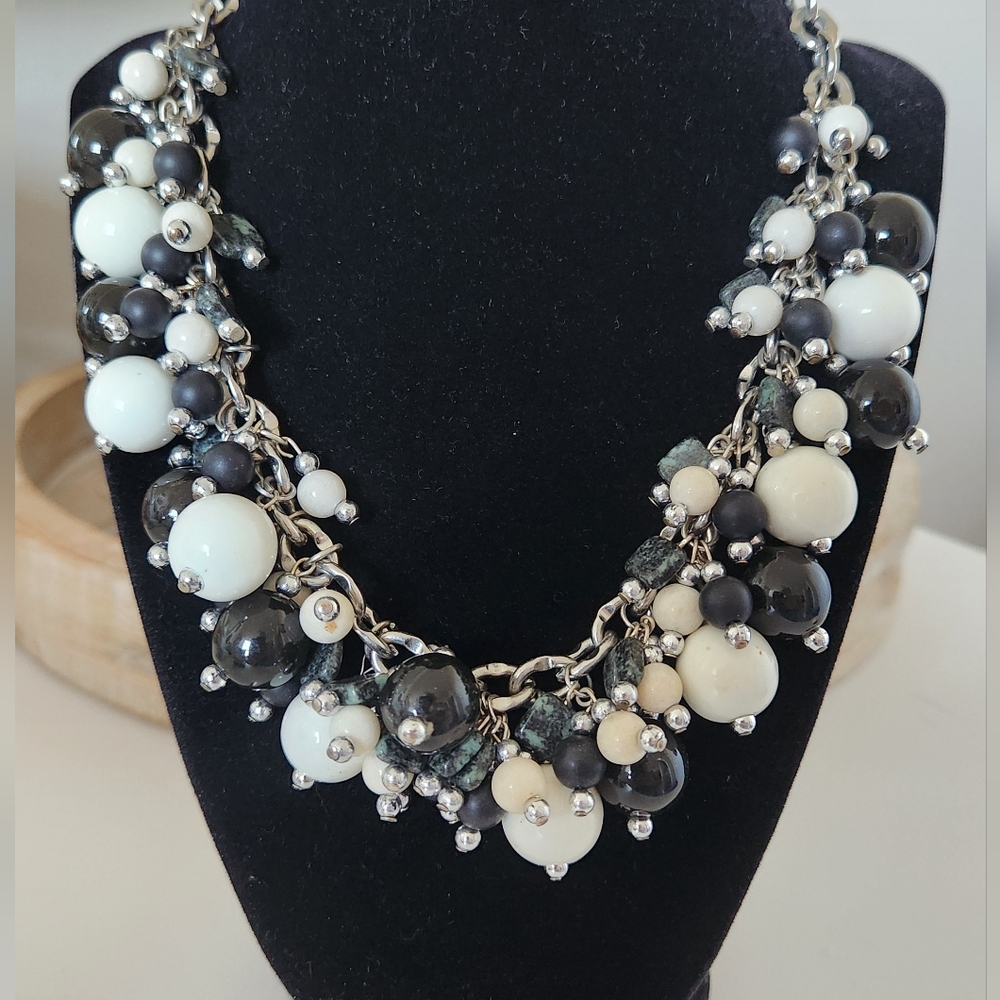 Elegant Black and White Beaded Necklace